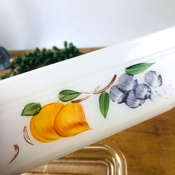 Fire King Gay Fad Fruit Casserole Oven Refrigerator Dish with Original Lid - Picture 5 of 6